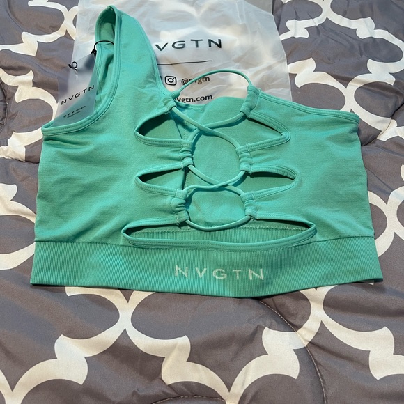 One shoulder strap sports bra. Tags attached - Picture 3 of 3